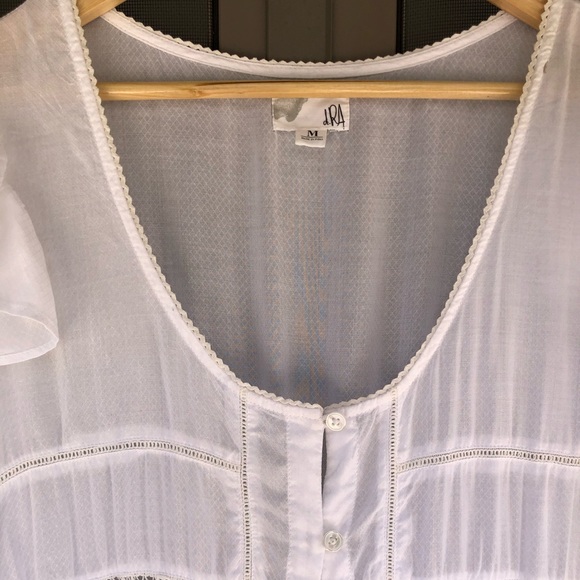 D. RA Dress - Picture 2 of 4